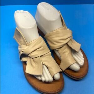 Unity In Diversity Leather Sandals Beige Bow Thong Toe Shoes  Size 40